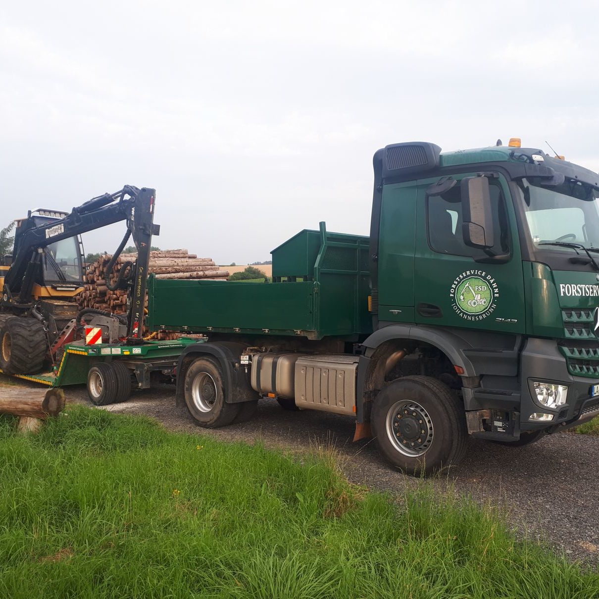 LKW von Forstservice-Dähne